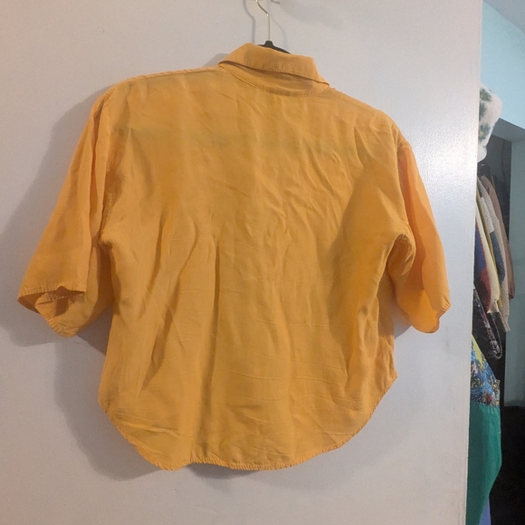 Vintage Crop Button-up - Picture 5 of 8